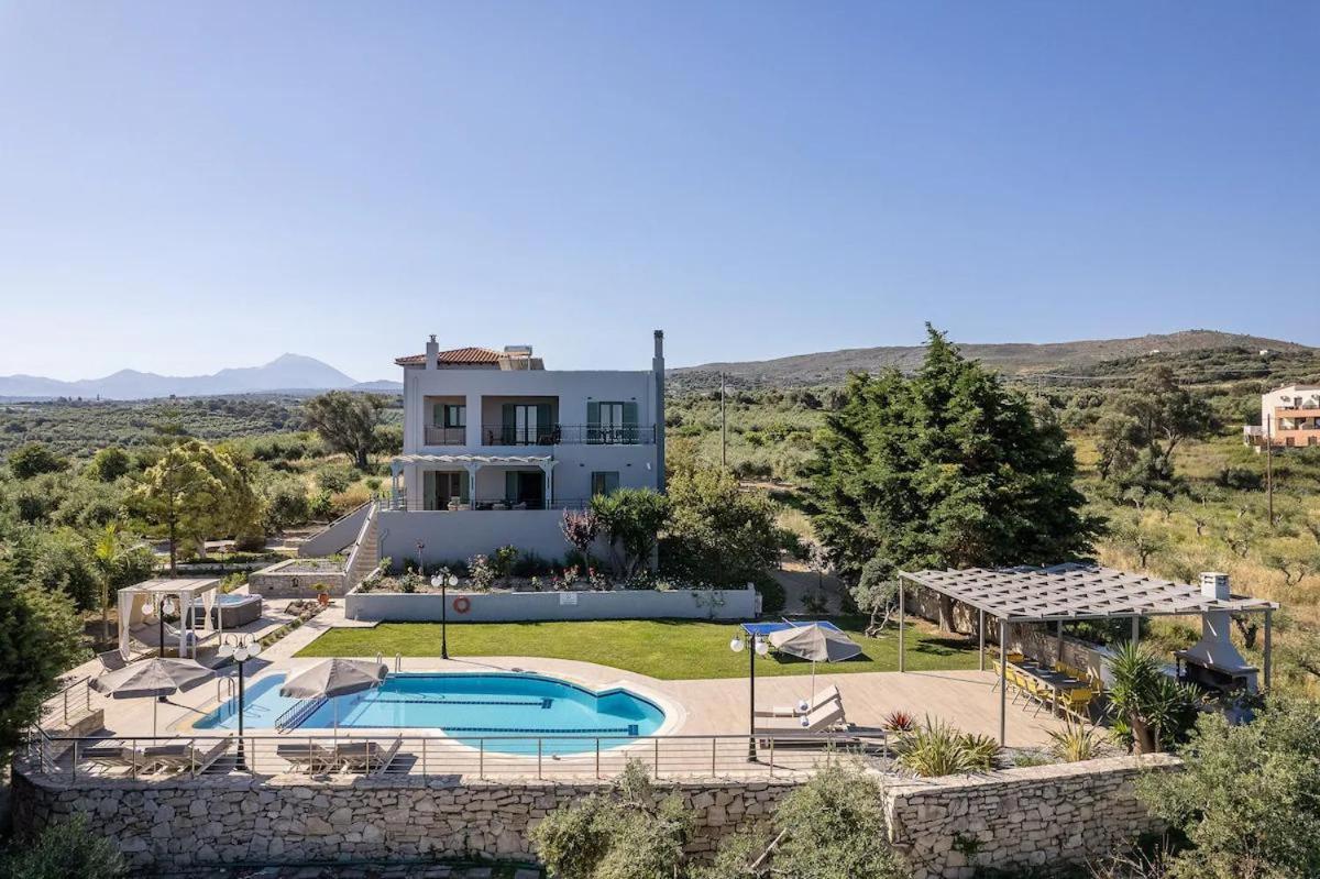 Villa Kyveli Loutra Buitenkant foto