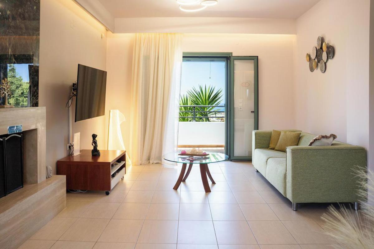 Villa Kyveli Loutra Buitenkant foto